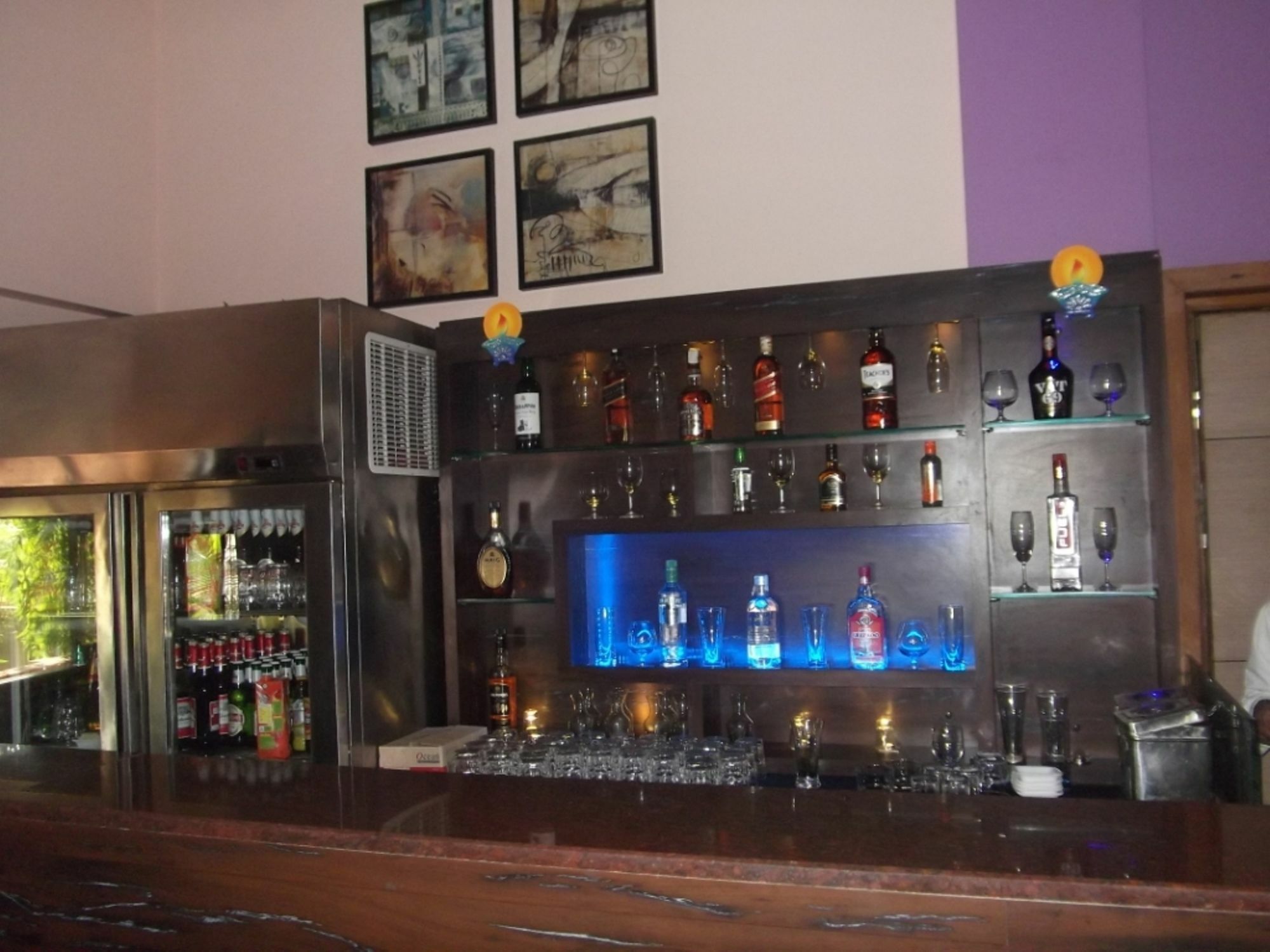 פונה Hotel Ravikant מראה חיצוני תמונה