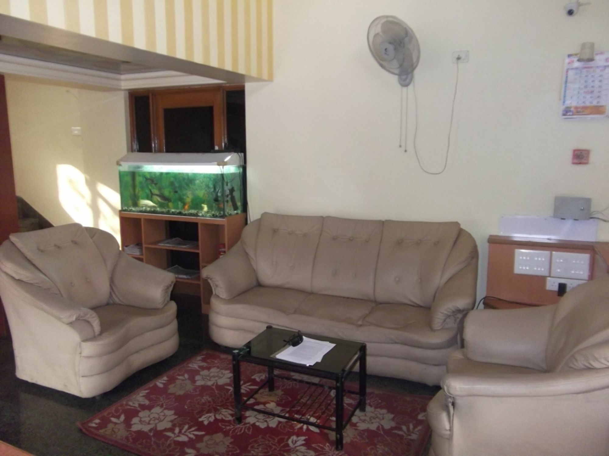 פונה Hotel Ravikant מראה חיצוני תמונה